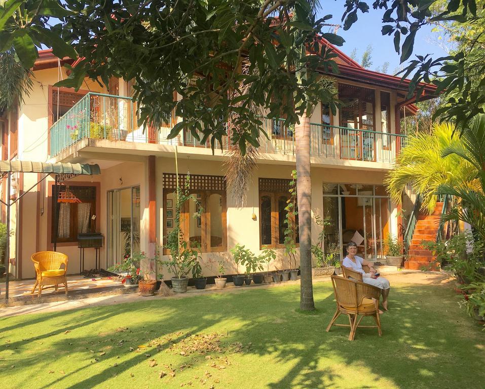 Colombo Airport Homestay ガンパハ エクステリア 写真